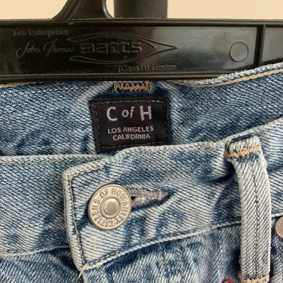 Citizens of Humanity Cropped Demin Shorts - Picture 4 of 5